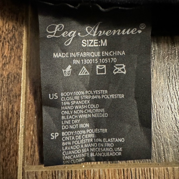 Sequin Corset… By Leg Avenue - Picture 7 of 7